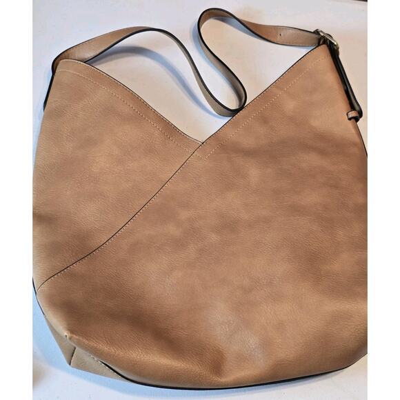 CLUCl Hobo Bag Vegan Leather V Design Designer Tote Tan Color EUC - Picture 7 of 8